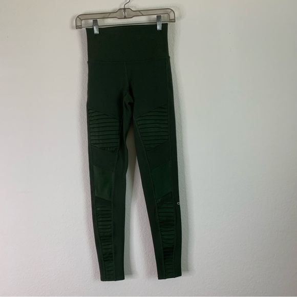 ALO Yoga Pants - Alo yoga Womens Hunter green Moto leggings XS
